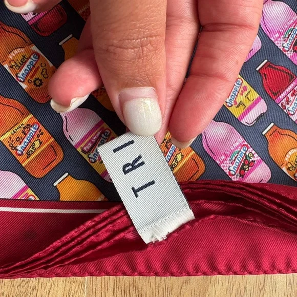 Silk Snapple Scarf - Picture 3 of 7